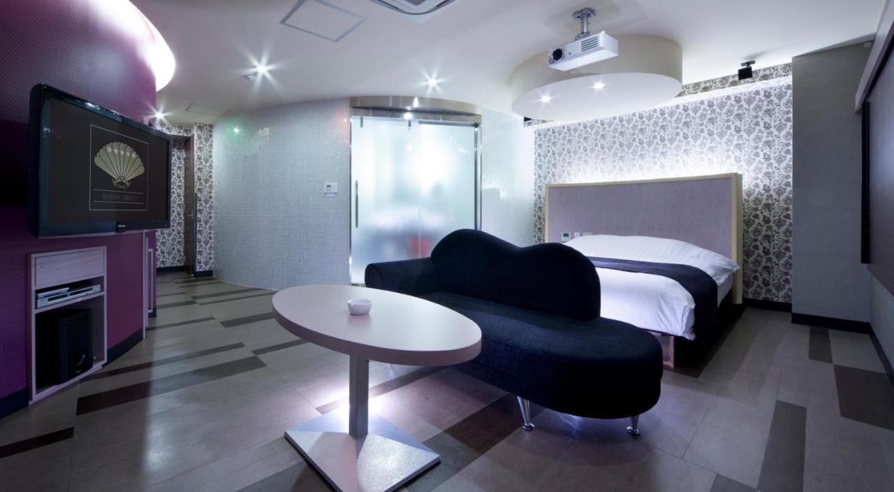 Hotel Glow Yokkaichi (Adults Only) المظهر الخارجي الصورة